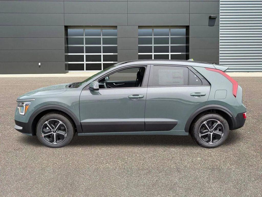 new 2025 Kia Niro car, priced at $31,031