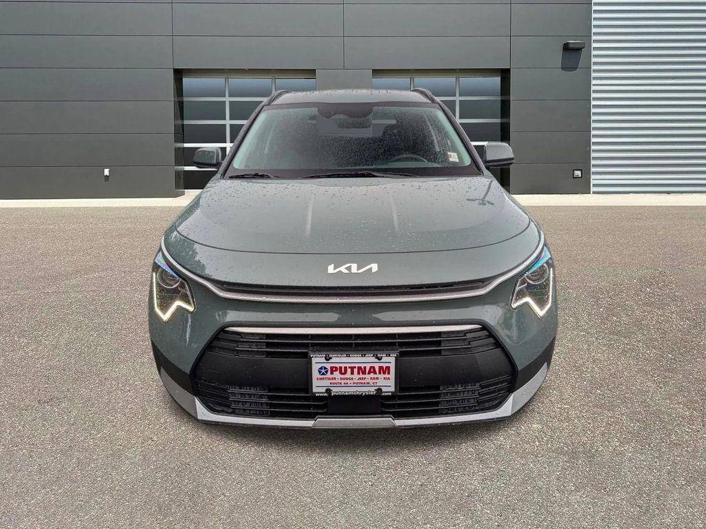 new 2025 Kia Niro car, priced at $31,031
