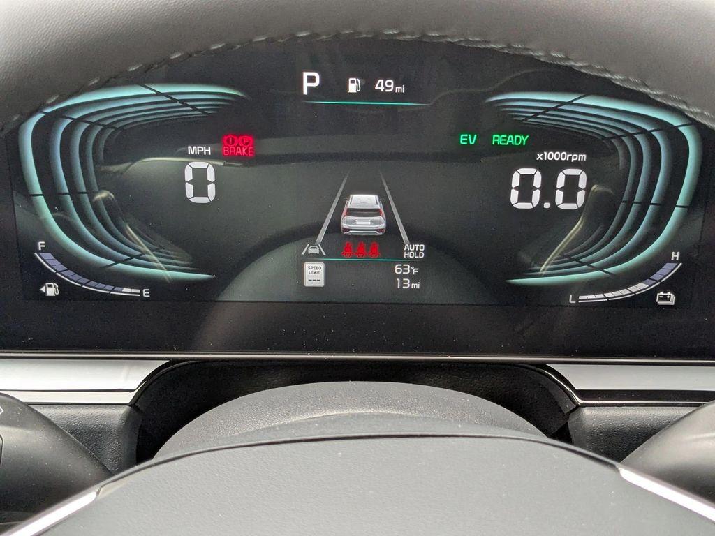 new 2025 Kia Niro car, priced at $31,031