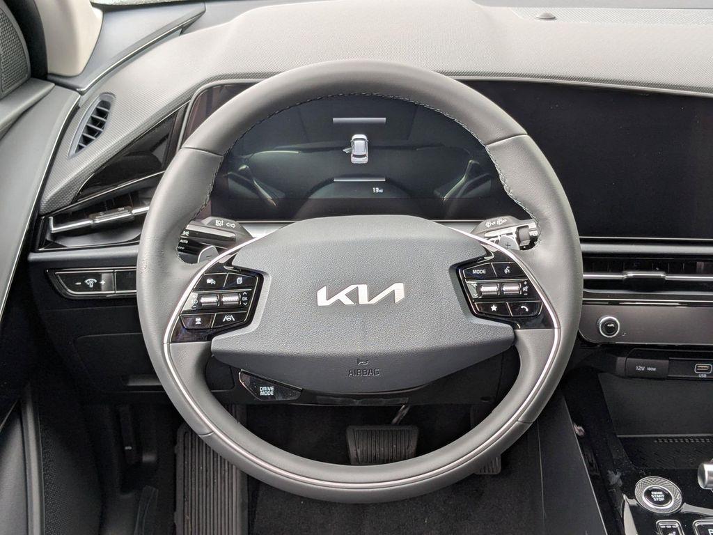new 2025 Kia Niro car, priced at $31,031