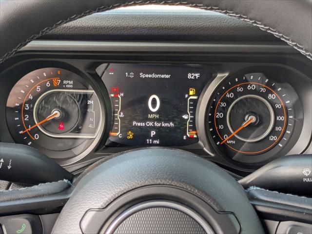 new 2025 Jeep Gladiator car, priced at $46,932