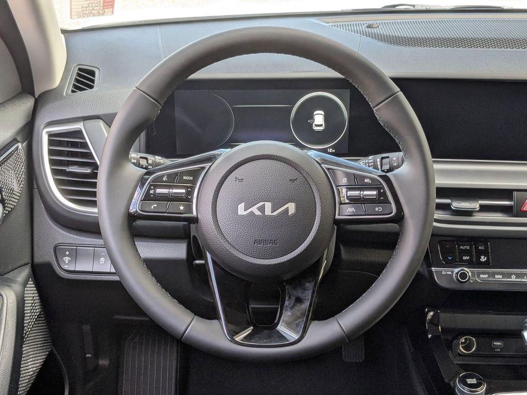 new 2026 Kia Seltos car, priced at $30,702