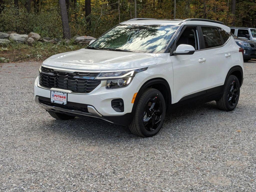 new 2026 Kia Seltos car, priced at $30,702
