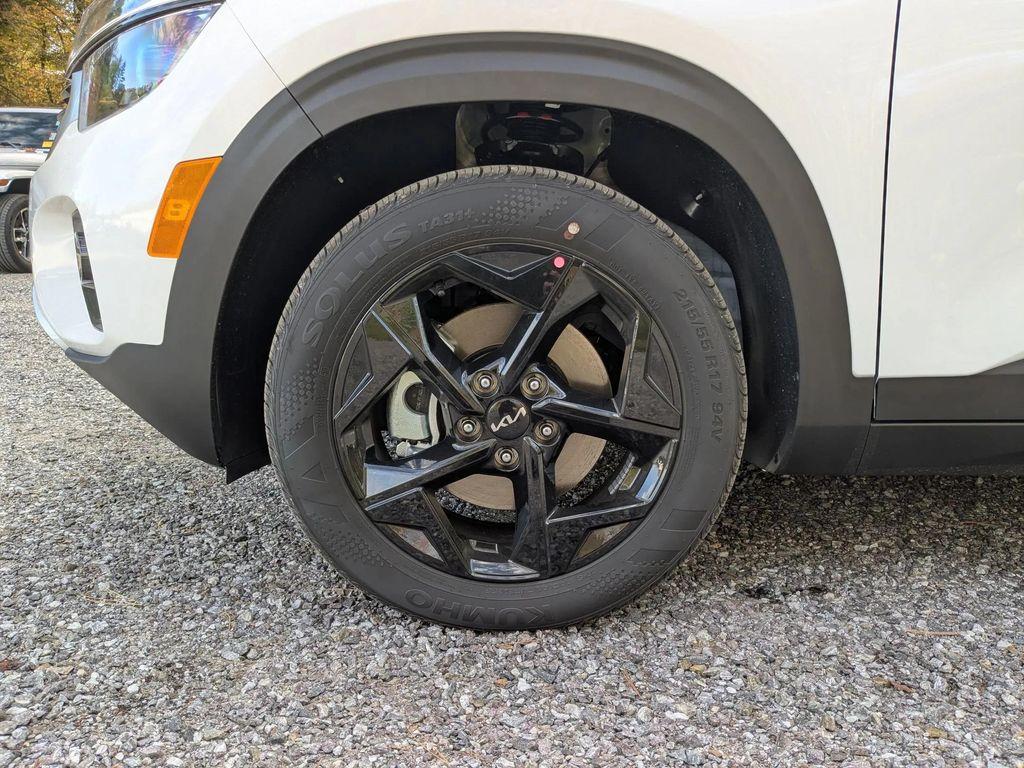 new 2026 Kia Seltos car, priced at $30,702