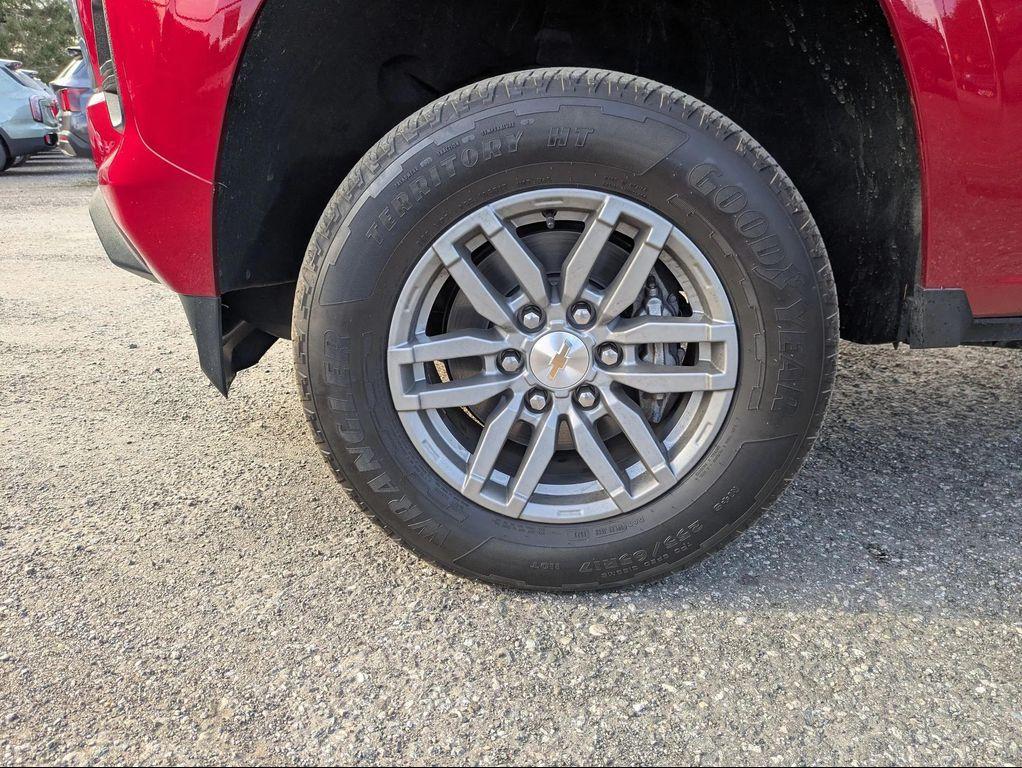 used 2023 Chevrolet Colorado car, priced at $32,999