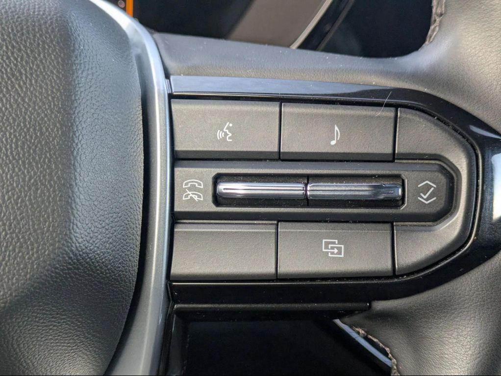 used 2023 Chevrolet Colorado car, priced at $32,999