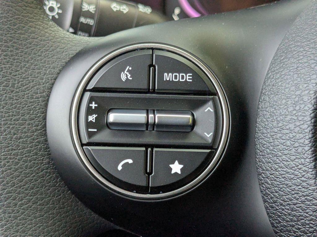 new 2025 Kia Soul car, priced at $21,010