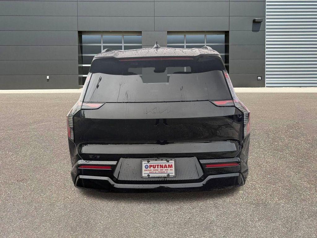 new 2026 Kia EV9 car, priced at $64,070