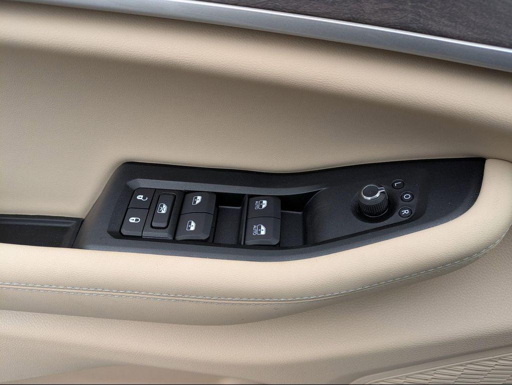 new 2025 Jeep Grand Cherokee car, priced at $44,478