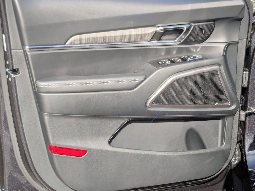 new 2025 Kia Telluride car, priced at $46,765
