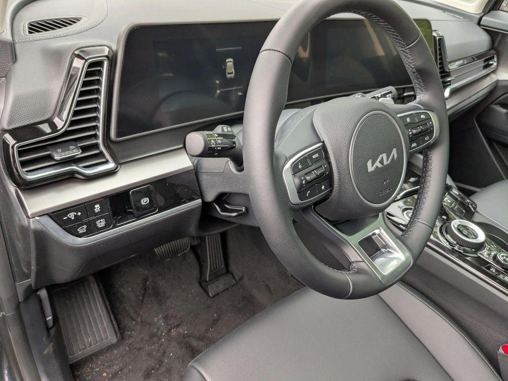 new 2025 Kia Sportage Hybrid car, priced at $35,555
