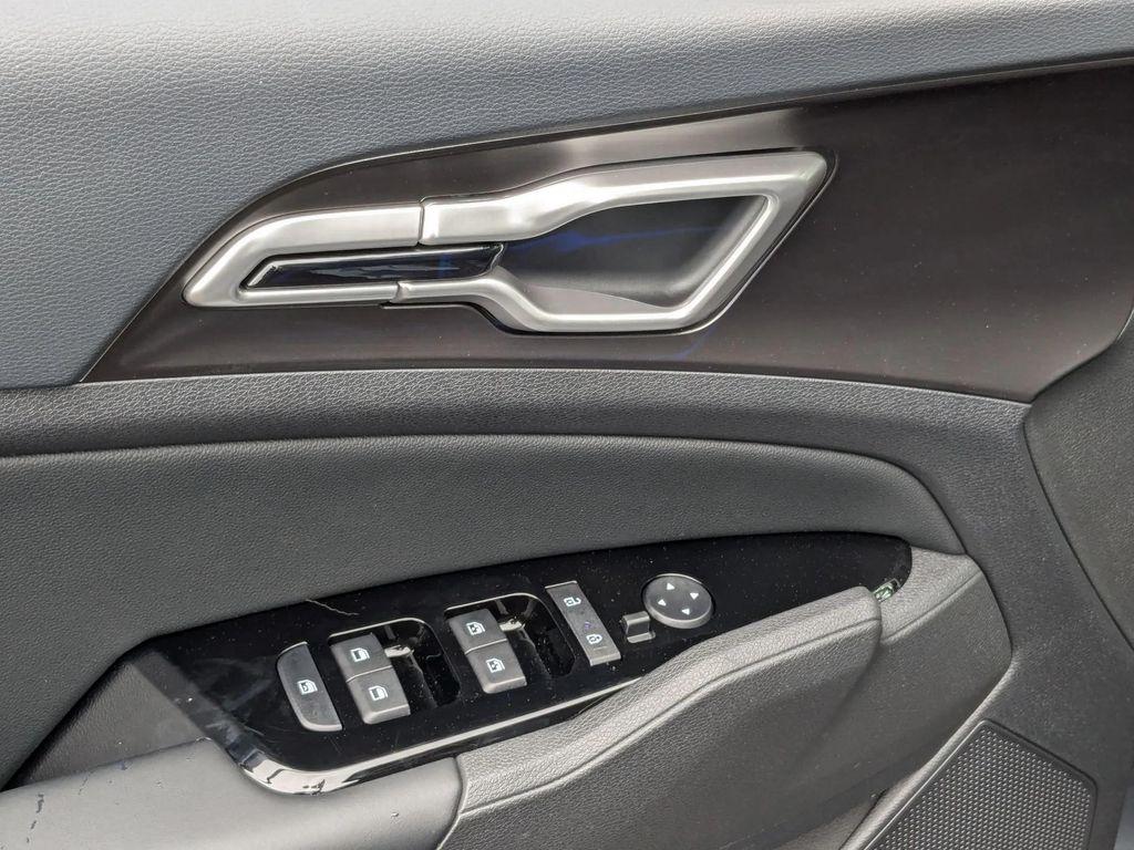 new 2025 Kia Sportage Hybrid car, priced at $35,555
