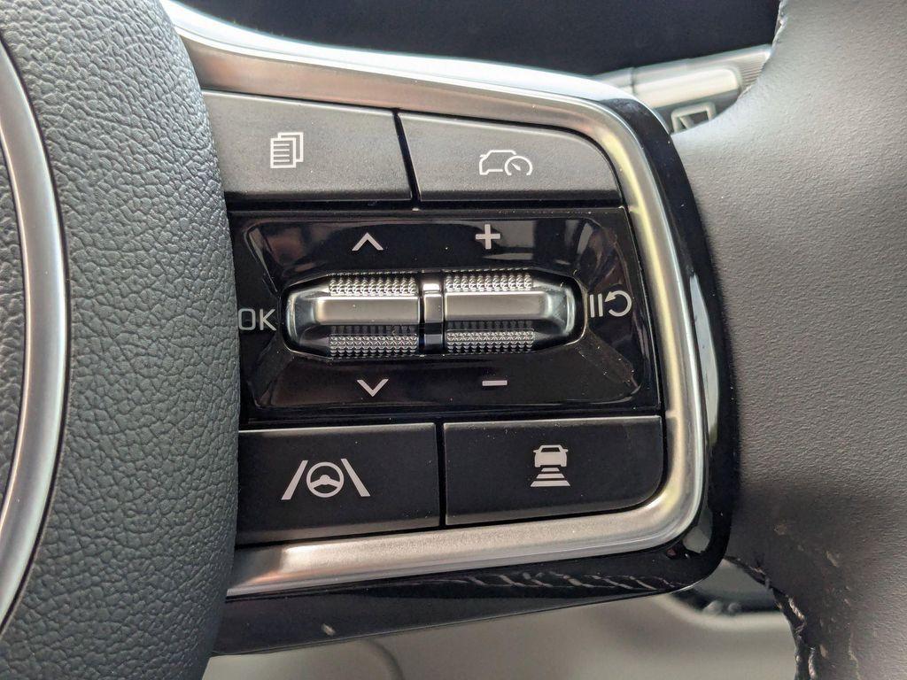 new 2025 Kia Sorento car, priced at $37,710