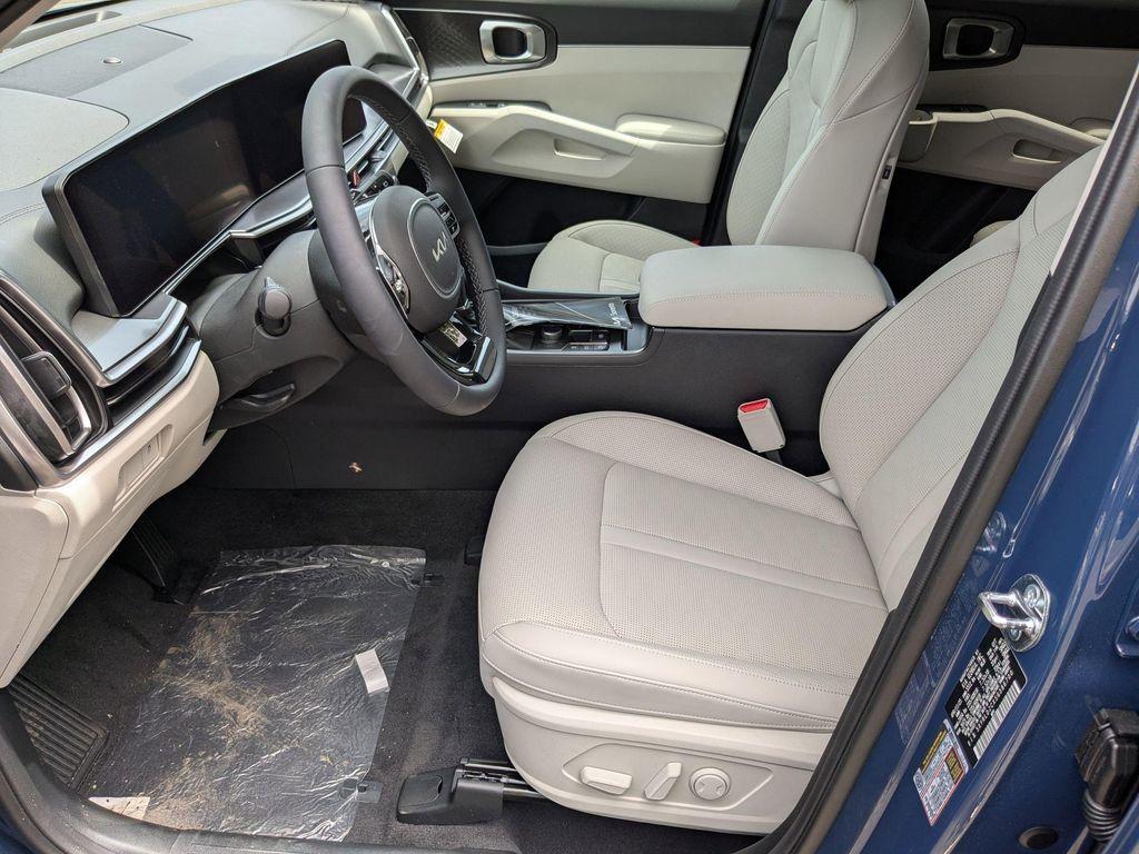 new 2025 Kia Sorento car, priced at $37,710