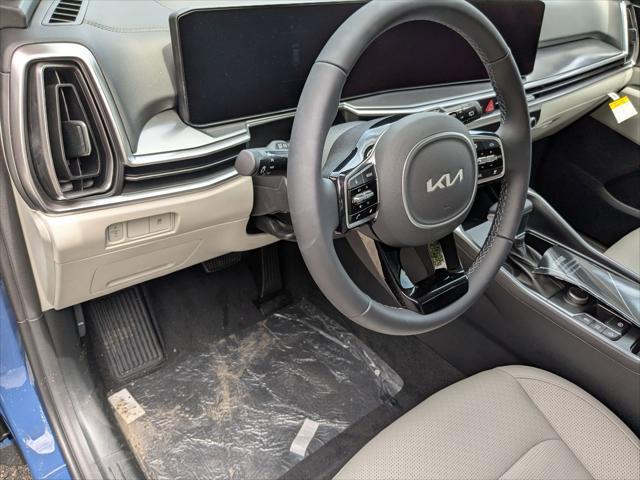 new 2025 Kia Sorento car, priced at $39,025