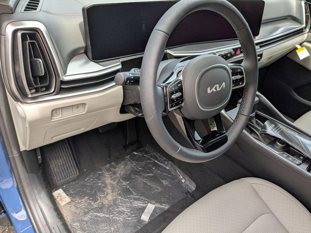new 2025 Kia Sorento car, priced at $37,710
