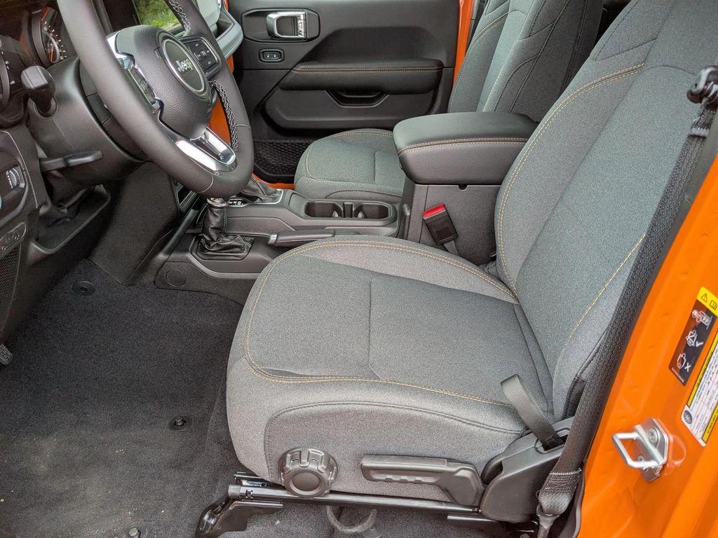 new 2025 Jeep Wrangler car, priced at $52,025