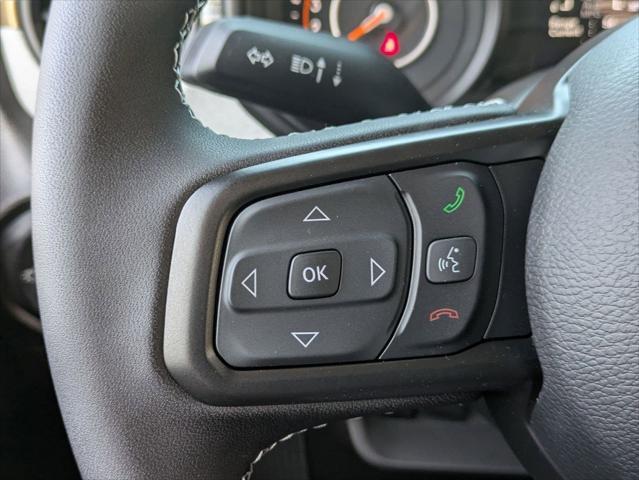 new 2025 Jeep Gladiator car, priced at $41,395