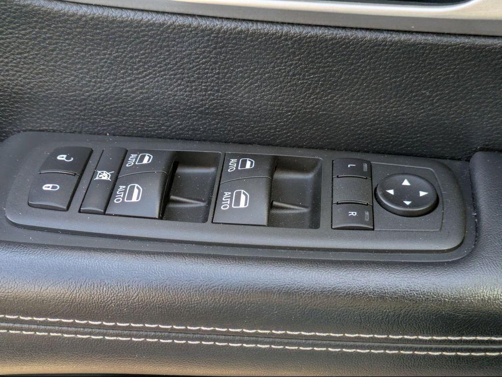 used 2022 Chrysler Pacifica Hybrid car, priced at $28,999