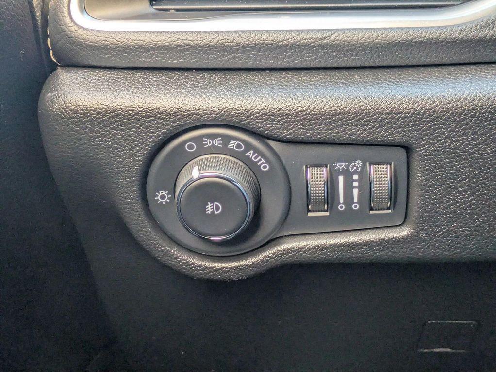 used 2022 Chrysler Pacifica Hybrid car, priced at $28,999