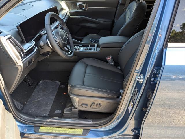new 2025 Kia Sorento Hybrid car, priced at $42,090