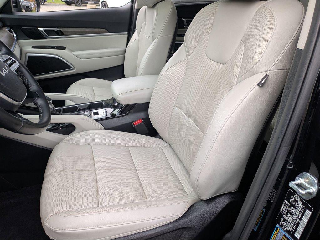 used 2022 Kia Telluride car, priced at $33,999