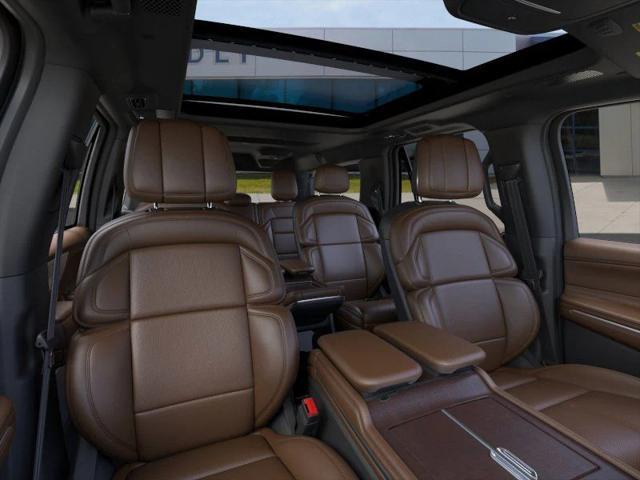 new 2025 Lincoln Navigator car, priced at $101,820