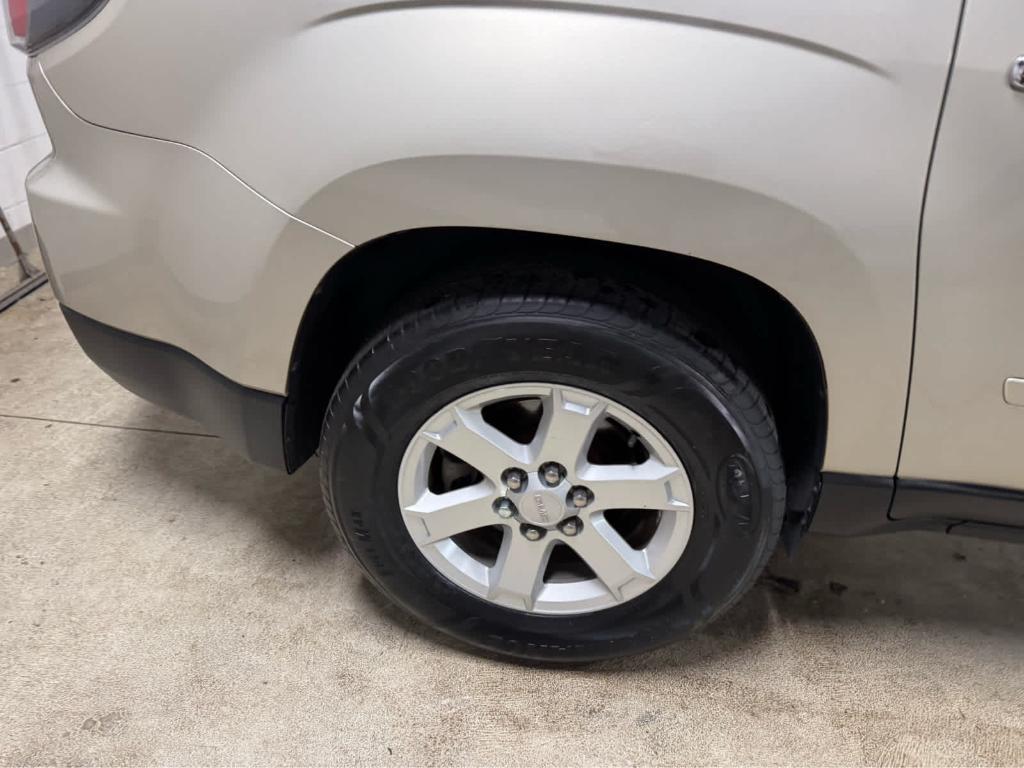 used 2015 GMC Acadia car, priced at $10,995