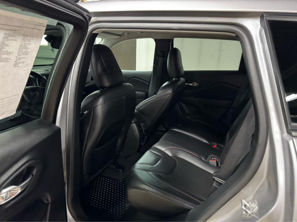 used 2021 Jeep Cherokee car, priced at $26,495