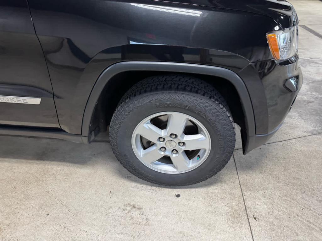 used 2013 Jeep Grand Cherokee car, priced at $11,995