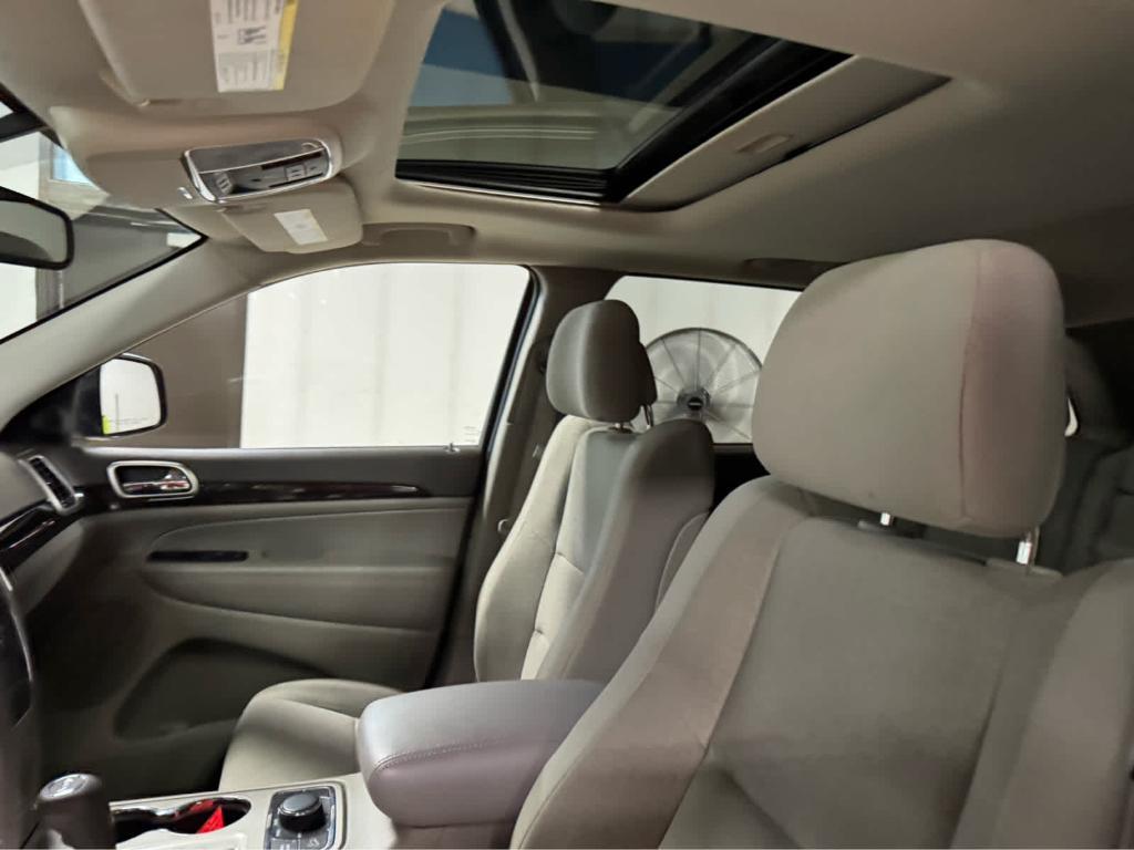 used 2013 Jeep Grand Cherokee car, priced at $11,995
