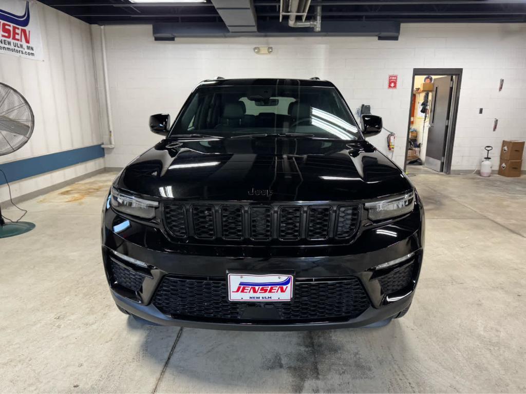 new 2025 Jeep Grand Cherokee car, priced at $51,215