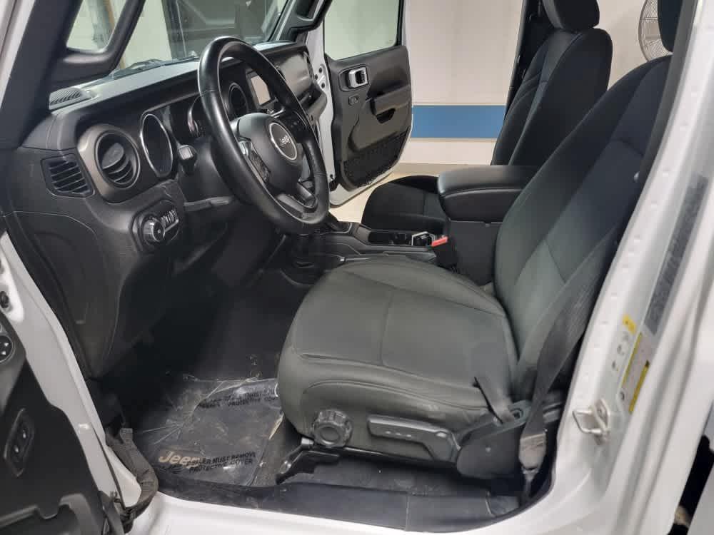 used 2018 Jeep Wrangler Unlimited car, priced at $21,395