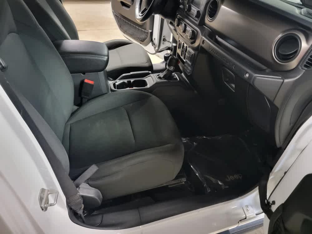 used 2018 Jeep Wrangler Unlimited car, priced at $21,395