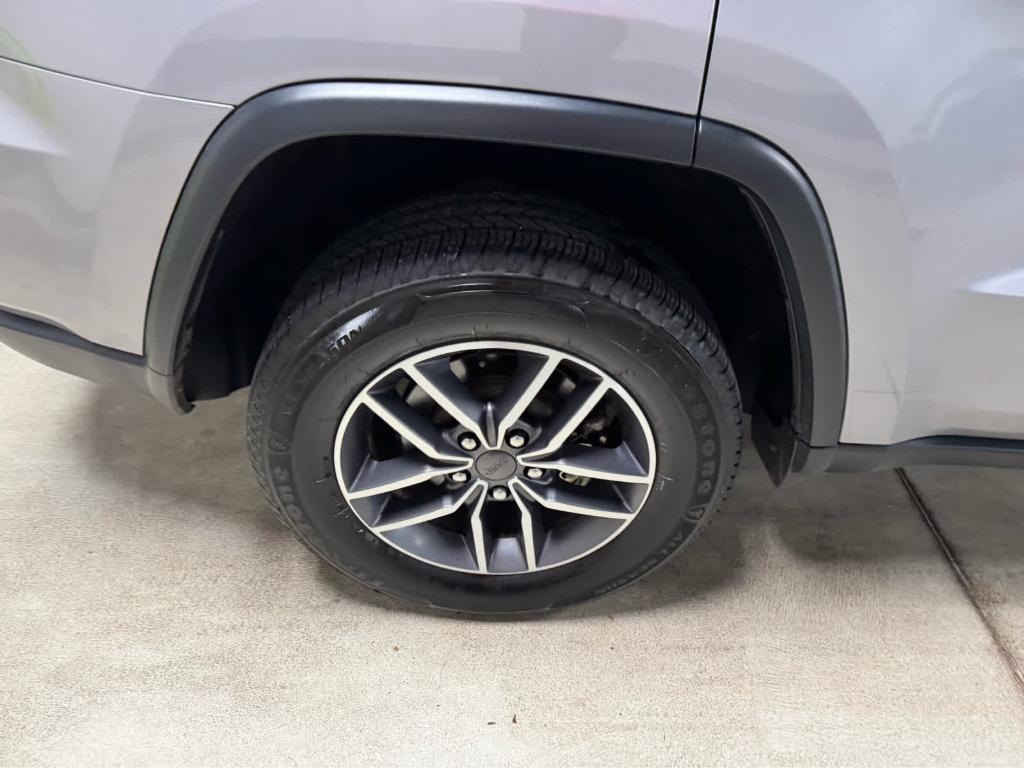 used 2021 Jeep Grand Cherokee car, priced at $26,995