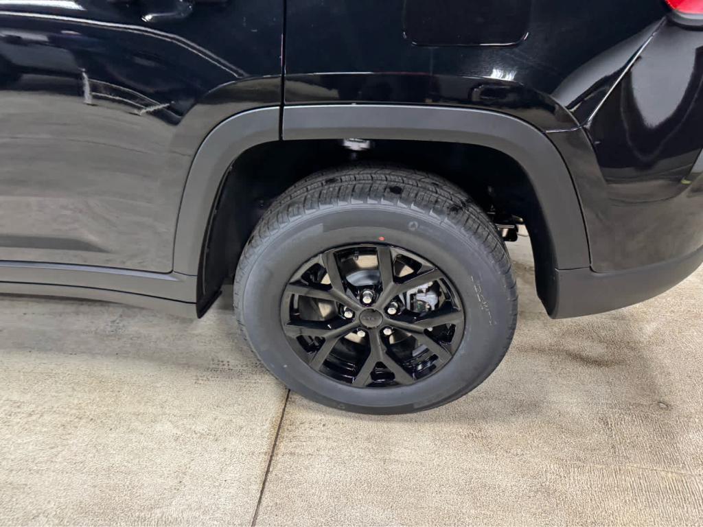 new 2025 Jeep Grand Cherokee car, priced at $47,725