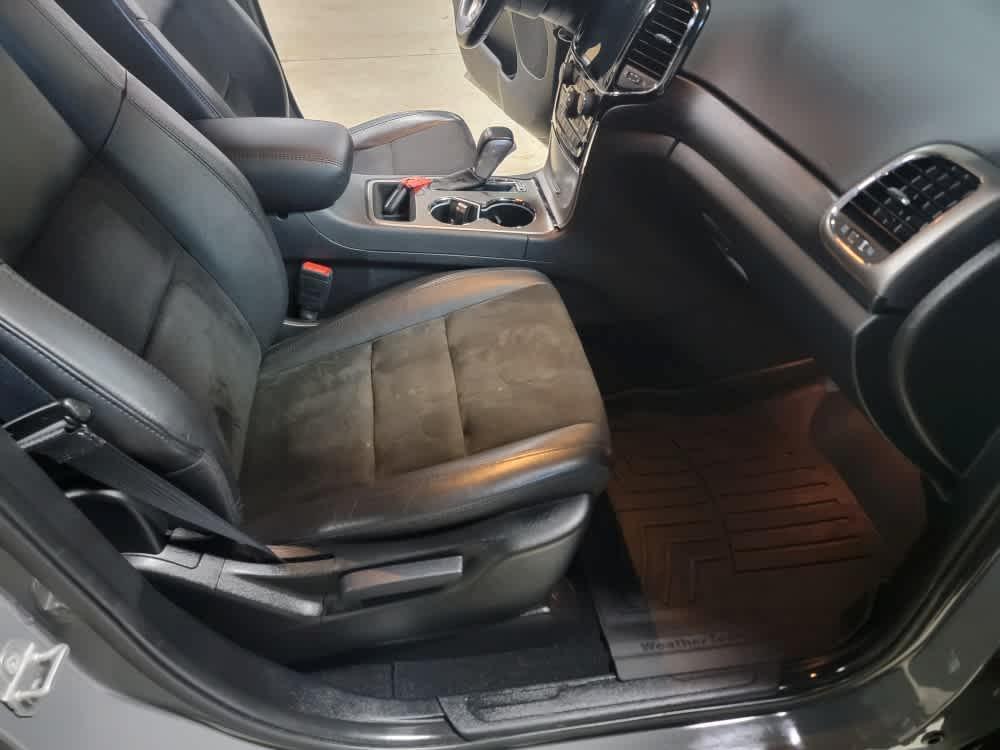 used 2021 Jeep Grand Cherokee car, priced at $27,995