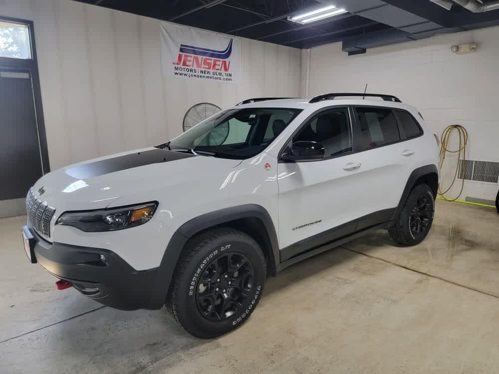 used 2022 Jeep Cherokee car, priced at $27,995