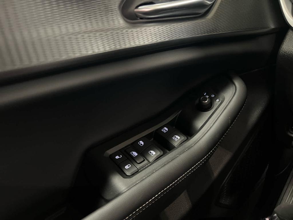new 2025 Jeep Grand Cherokee car, priced at $44,965