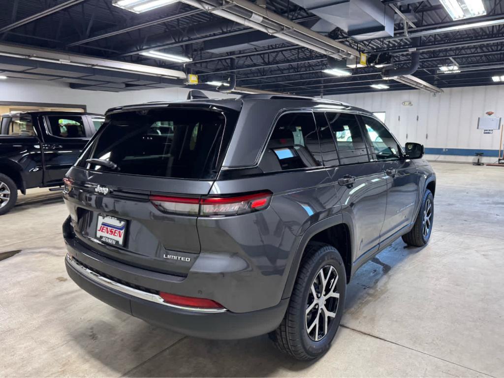 new 2025 Jeep Grand Cherokee car, priced at $53,930