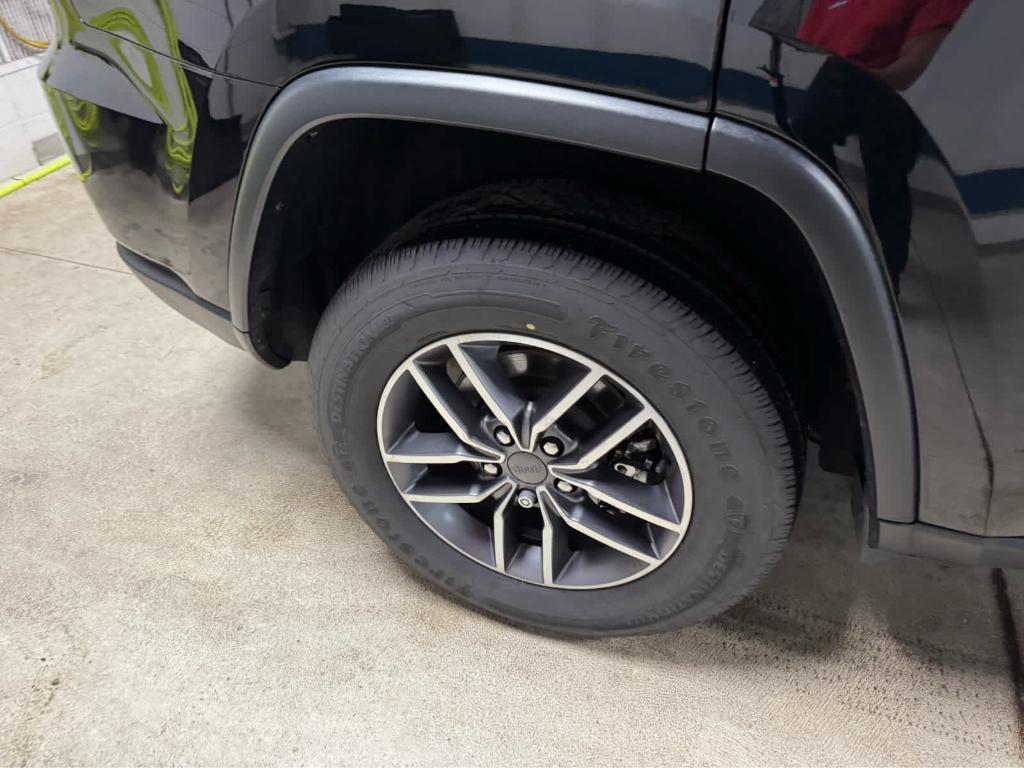 used 2021 Jeep Grand Cherokee car, priced at $27,995