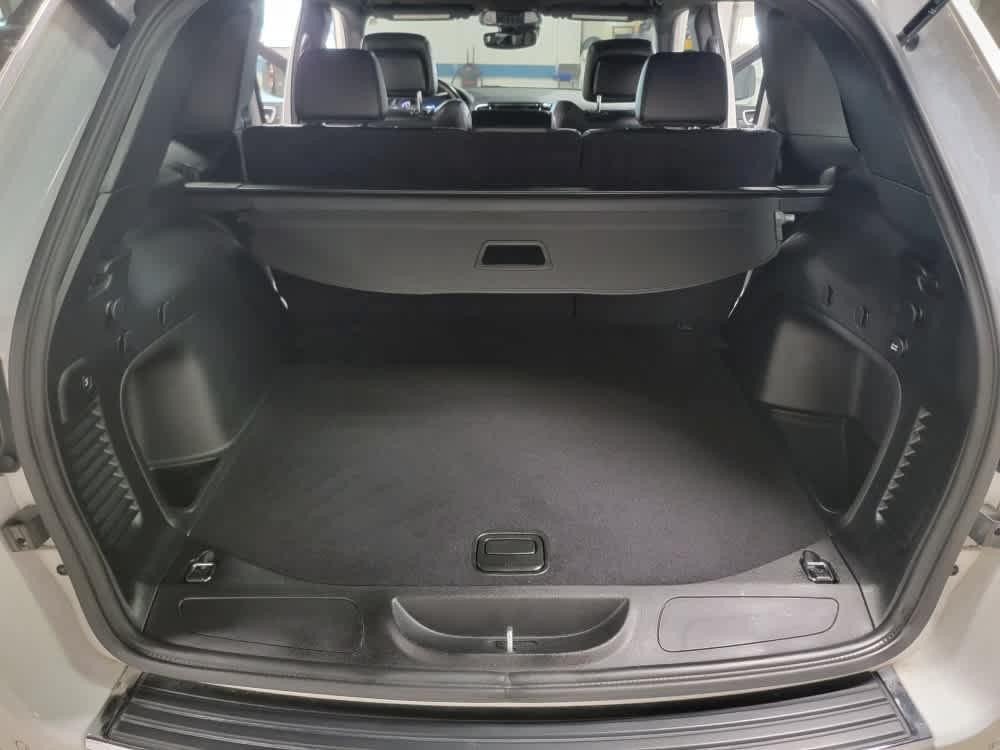 used 2022 Jeep Grand Cherokee WK car, priced at $29,895