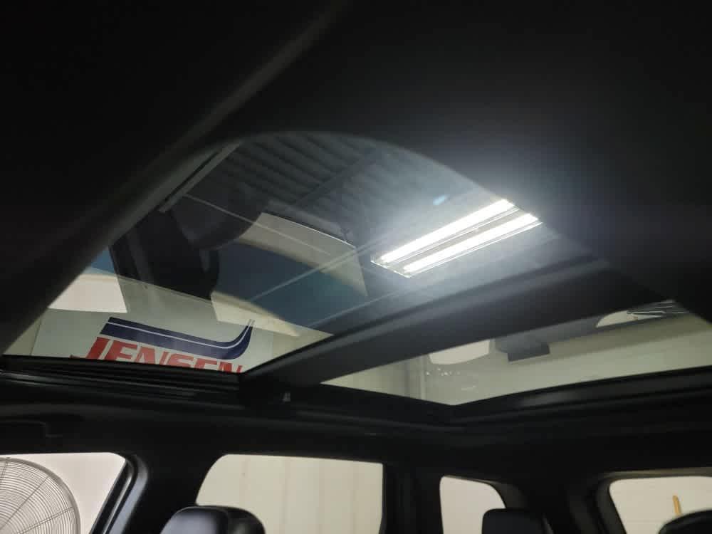 used 2022 Jeep Grand Cherokee WK car, priced at $29,895