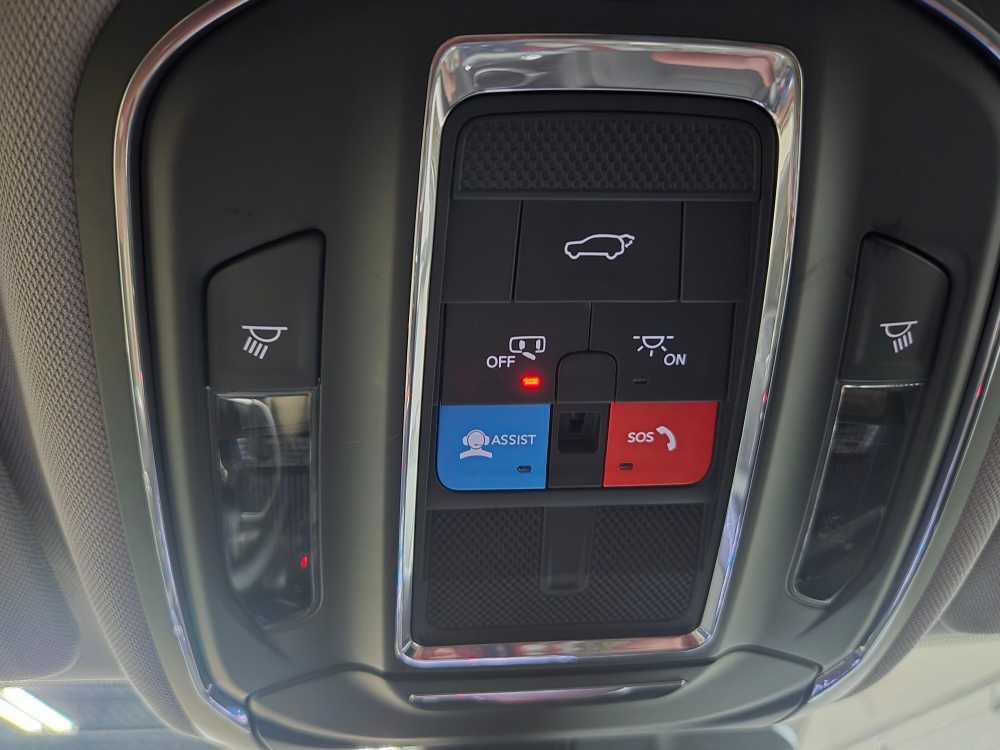 used 2023 Jeep Grand Cherokee L car, priced at $32,495