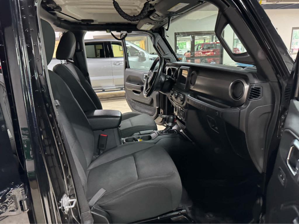 used 2019 Jeep Wrangler Unlimited car, priced at $27,995