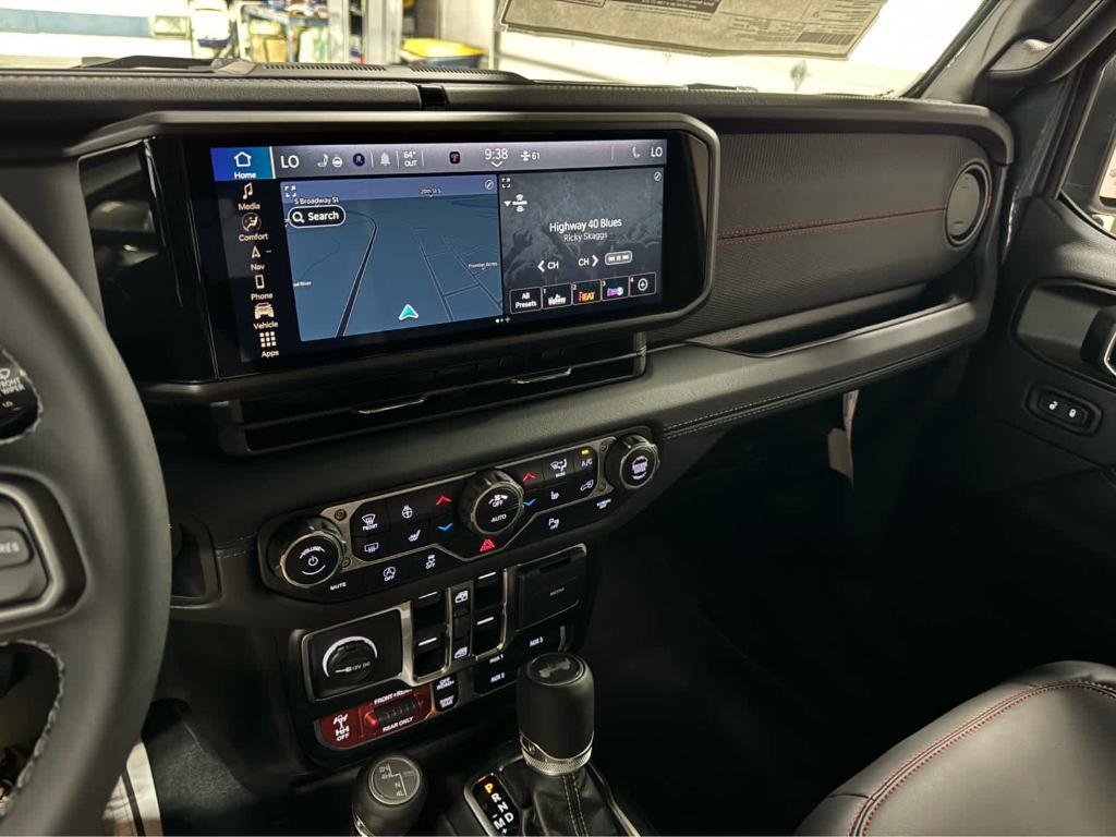 new 2025 Jeep Wrangler car, priced at $67,280