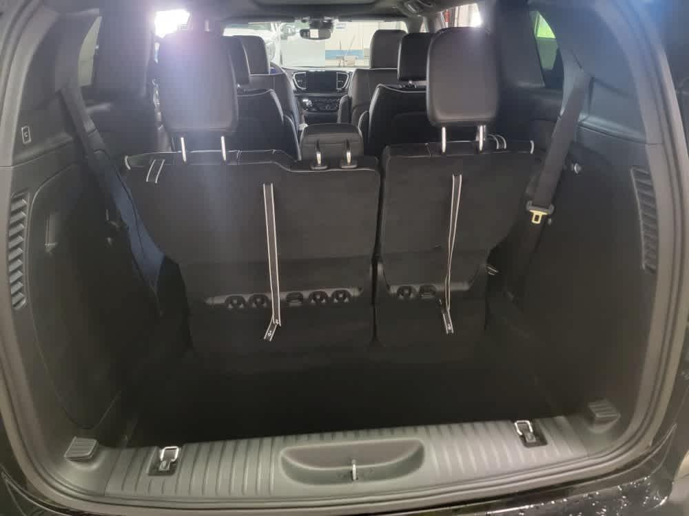 new 2026 Chrysler Pacifica car, priced at $57,850