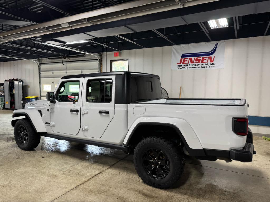 used 2021 Jeep Gladiator car, priced at $30,995