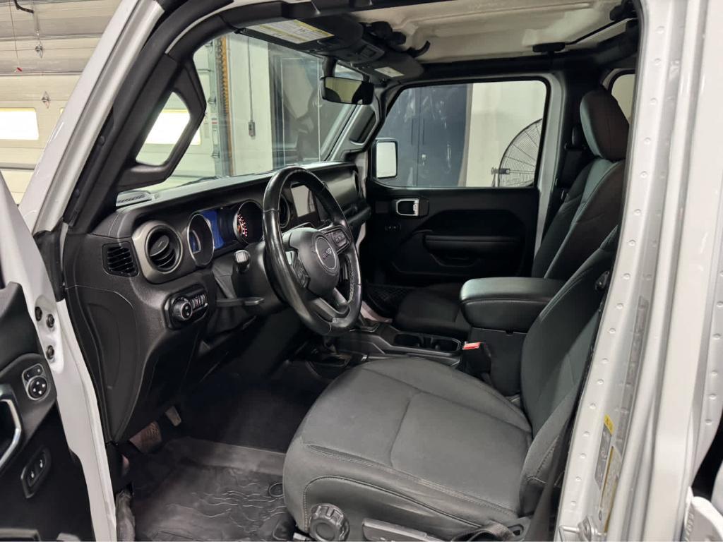 used 2021 Jeep Gladiator car, priced at $30,995
