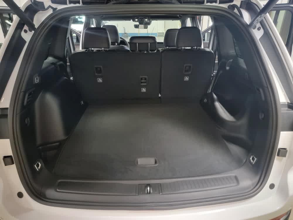 new 2025 Jeep Grand Cherokee car, priced at $47,895